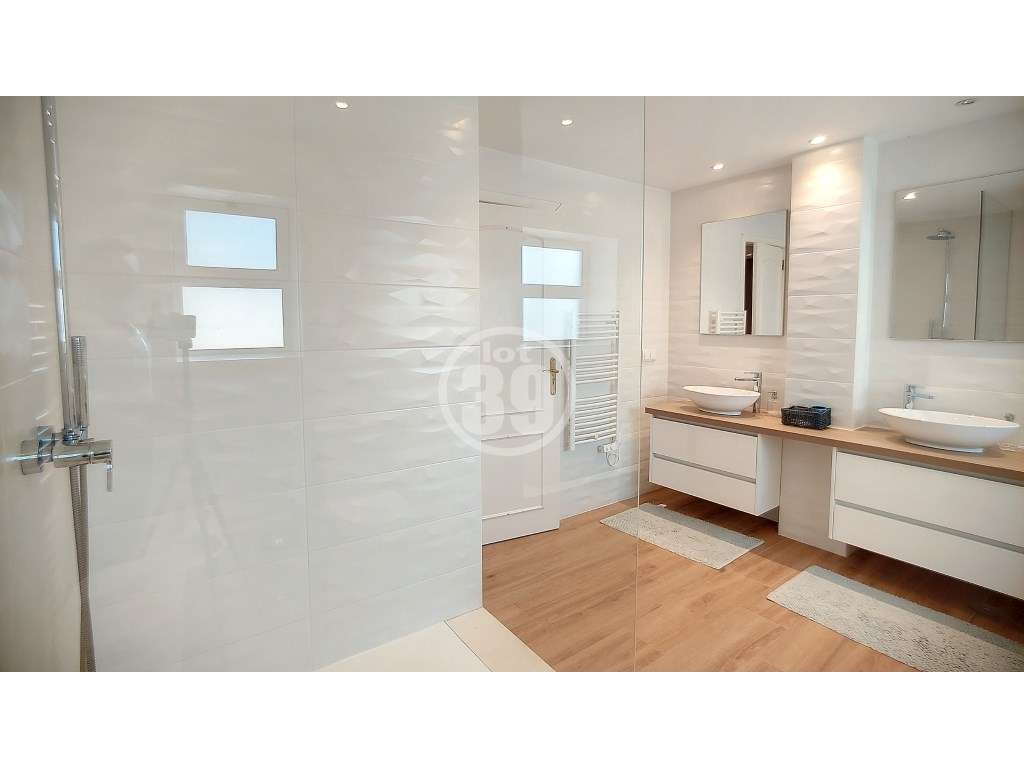 Moradia Deslumbrante com Vista Mar, piscina e garagem - Marina de A...-34