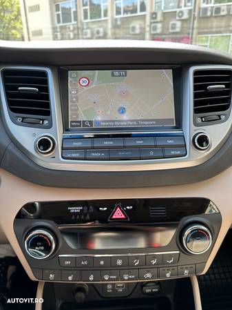 Hyundai Tucson 1.6 T-GDi 4WD 7DCT Luxury+ - 17