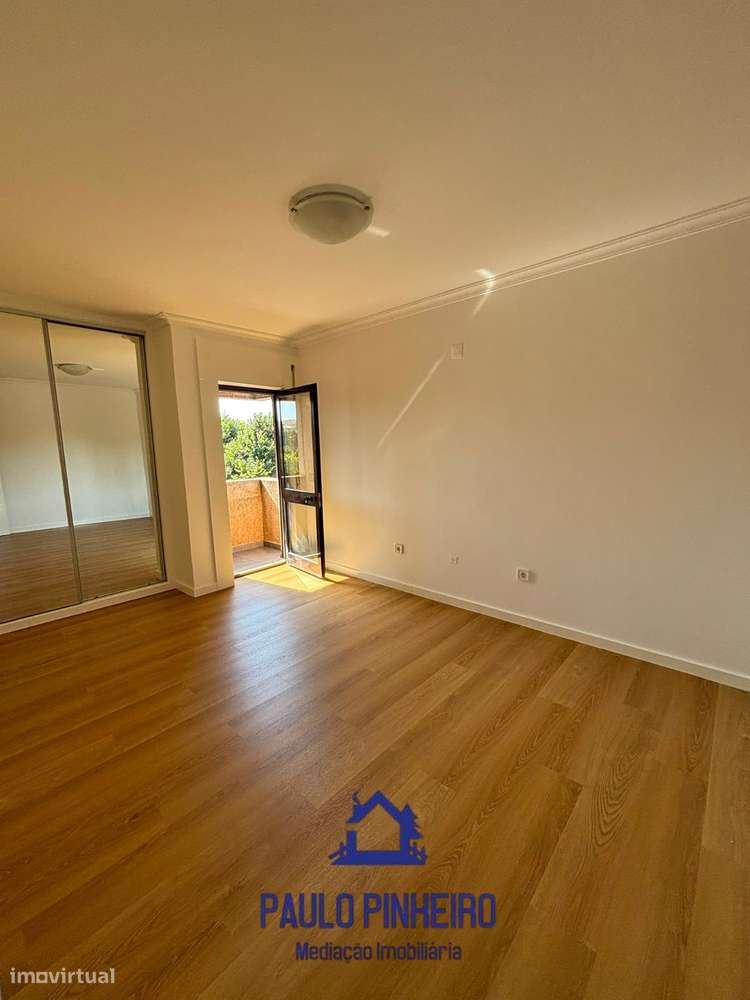 Apartamento T2 Totalmente Remodelado | Rio Tinto-13