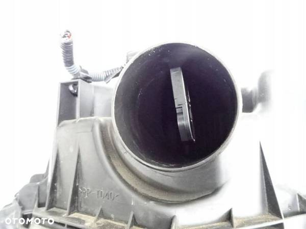 Obudowa filtra powietrza Toyota RAV4 IV 2.2 D4D 13-18 r. - 5