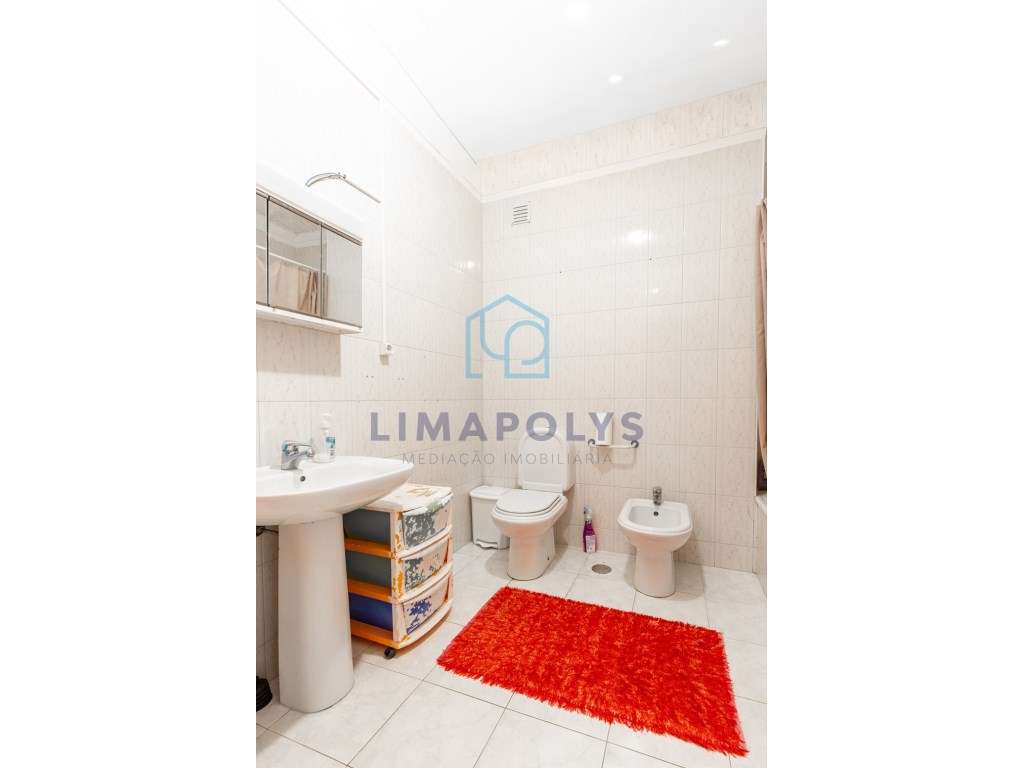 Apartamento T2 com duas frentes - Grande imagem: 5/7