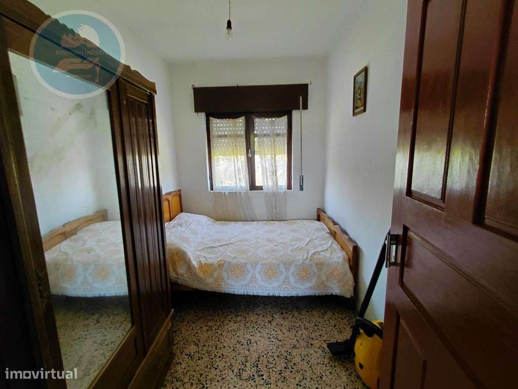 Casa Geminada T3 com Terreno Outerinho, Cabeceiras de Basto-21