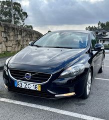 Volvo V40 D2