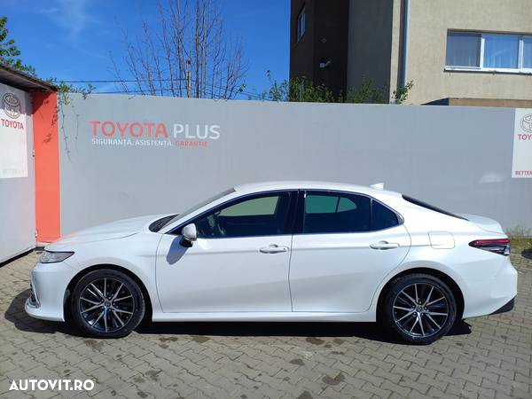 Toyota Camry 2.5 Hybrid Exclusive - 6