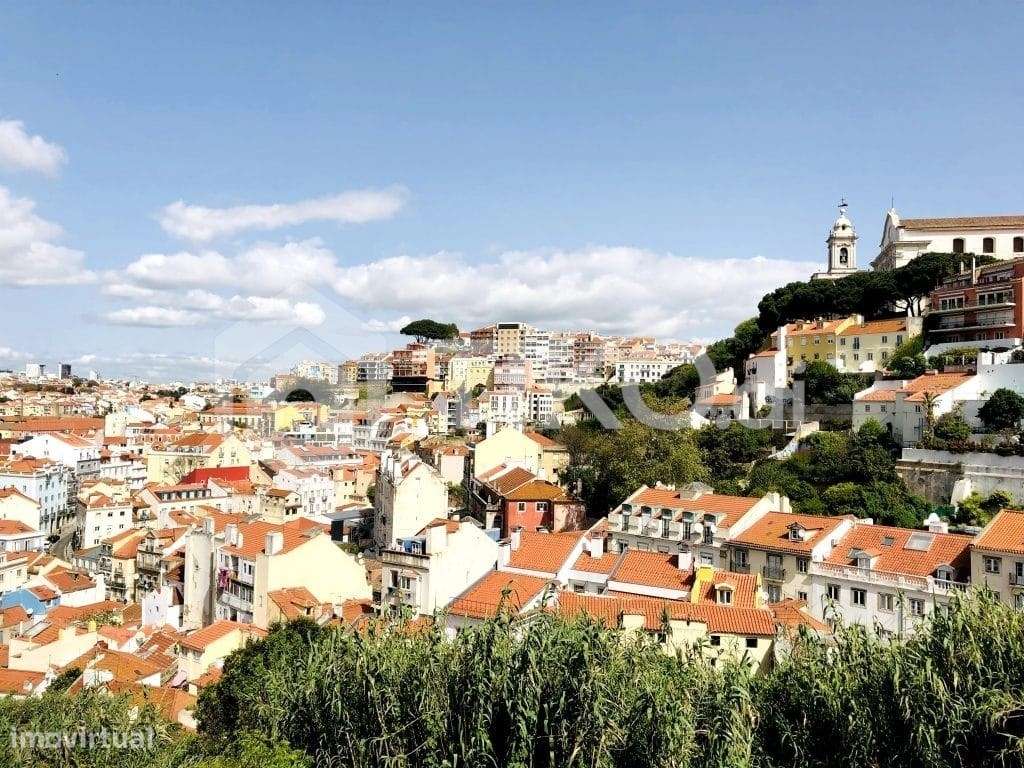 Prédio em Propriedade Total na Mouraria — Ideal para AL ou  T0/T1-17