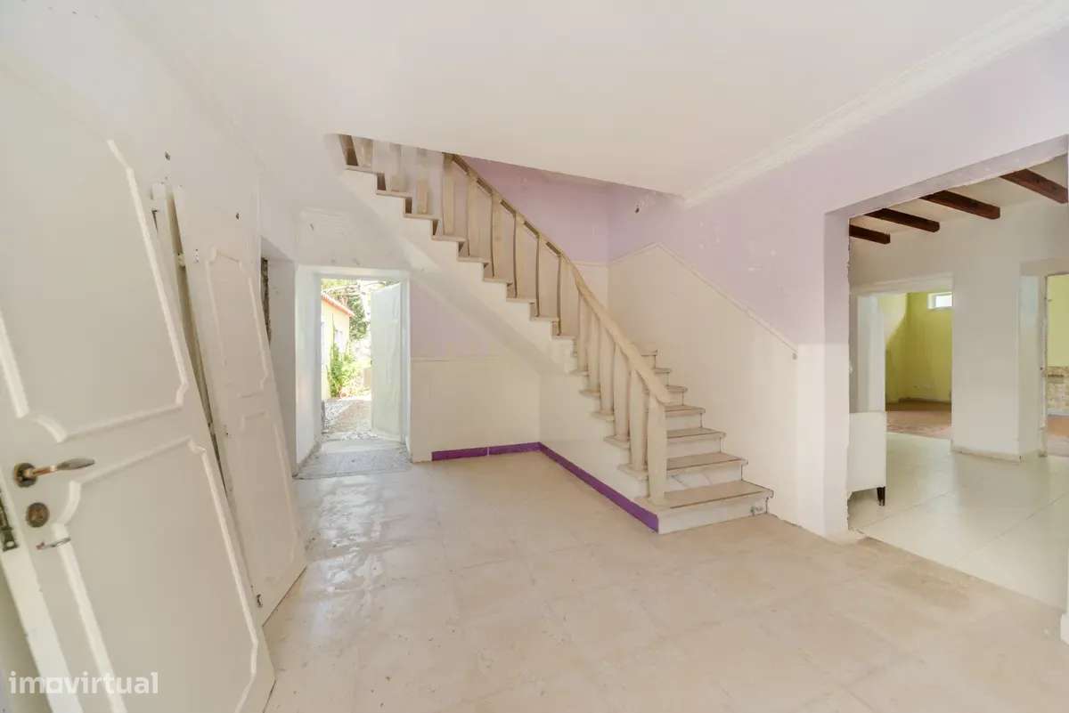 Quinta/Moradia na Póvoa de Santa Iria em Lote 2300m2-28