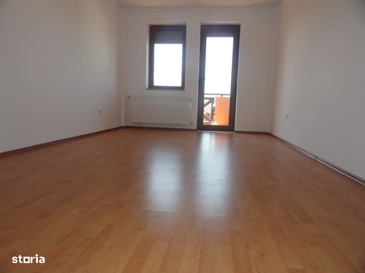 Apartament 1 camera bloc nou de apartamente 72 mp in Gradiste etaj 3