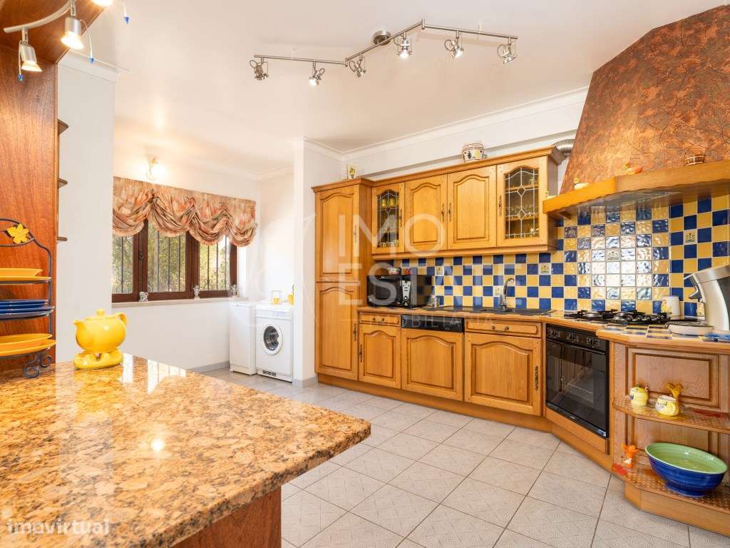 Moradia Isolada T4 Antuzede-1