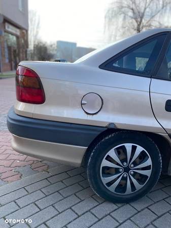 Opel Astra 1.6 16v 100 - 2