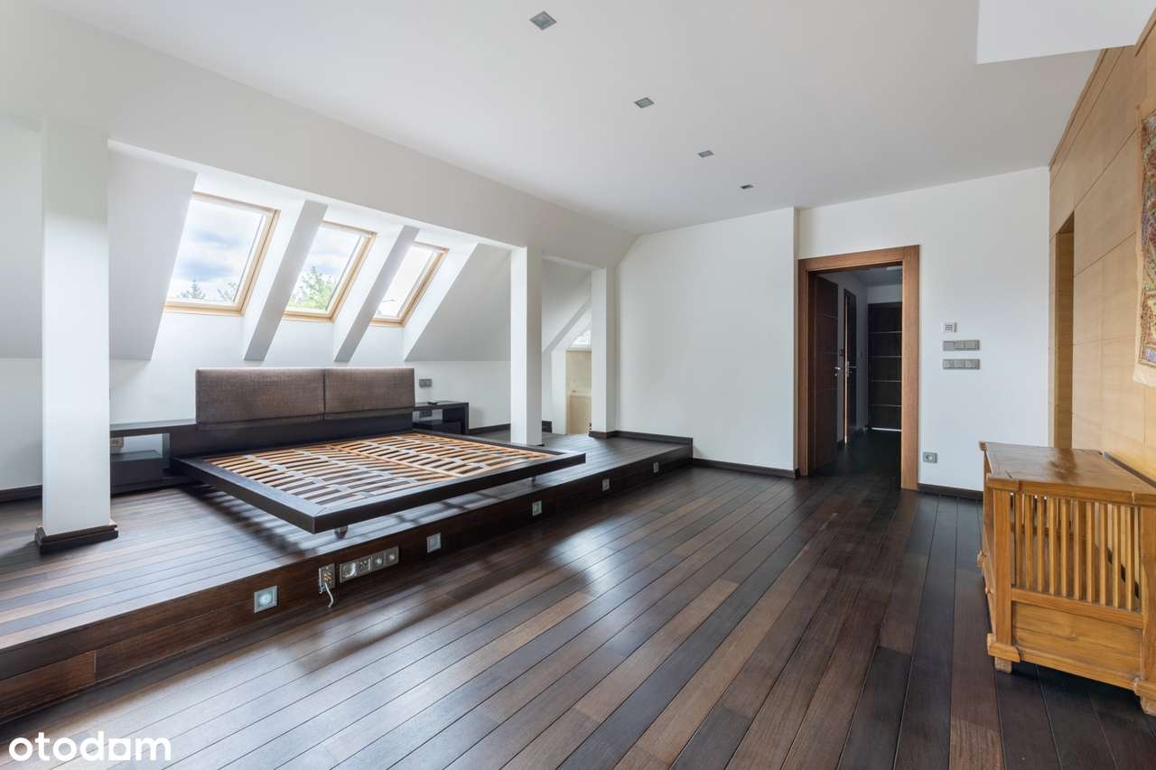 Dom na zamkniętym i strzeżonym osiedlu Zielonym w Chybach-10