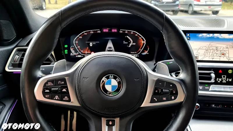 BMW Seria 3 320d xDrive MHEV M Sport sport - 15