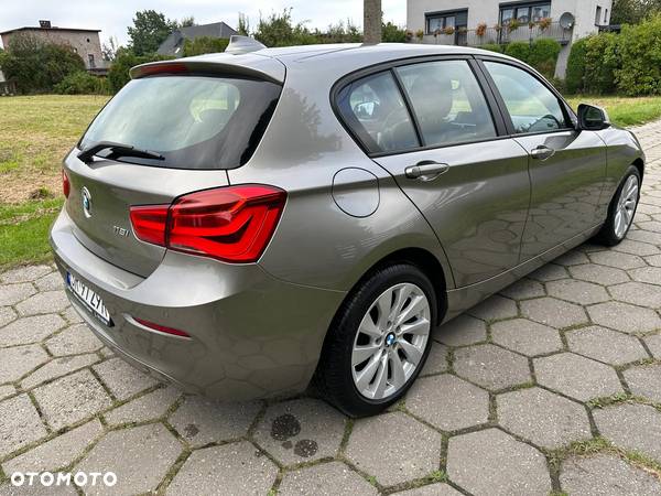 BMW Seria 1 118i - 7