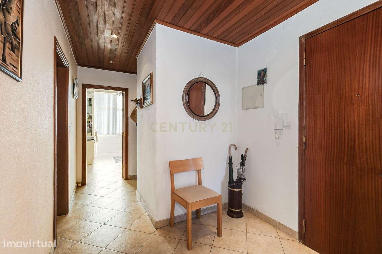 Apartamento T3 com Varandas em Almada, Setúbal - Grande imagem: 4/17