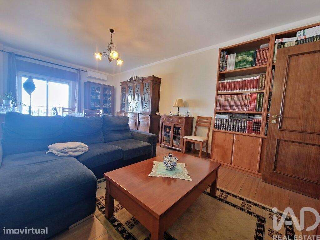 Apartamento T3 em Quelfes de 122 m2 - Grande imagem: 2/30