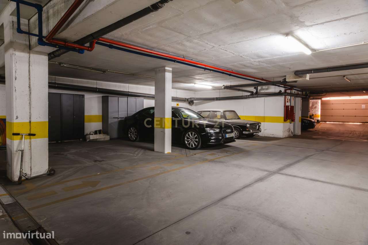 Apartamento T2 Renovado em Azeitão com lugar de parqueamento-26