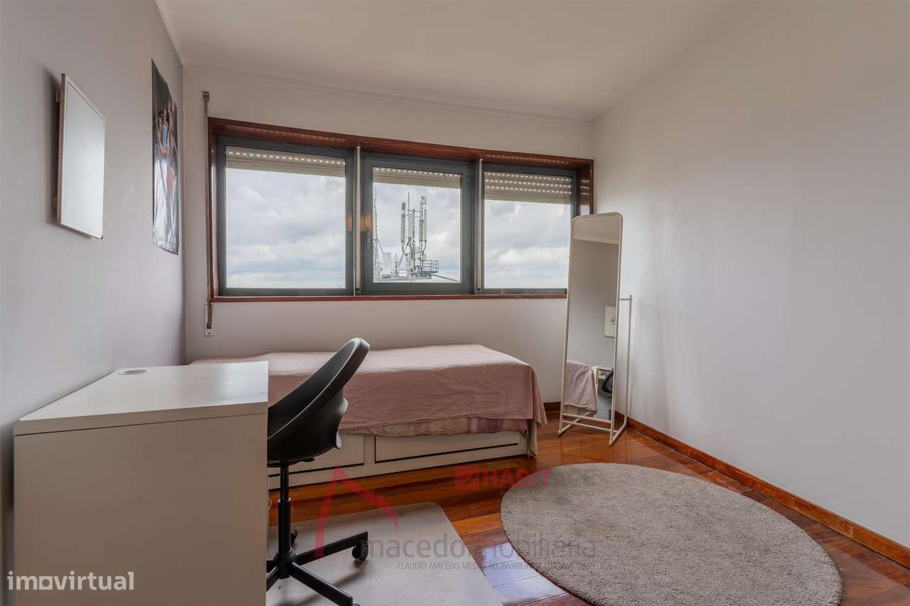 Apartamento T4 Mobilado à Venda em São Vicente, Braga-13