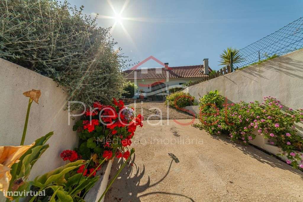 Quinta com Moradia de 6 assoalhadas com piscina - Loures-Lisboa-47