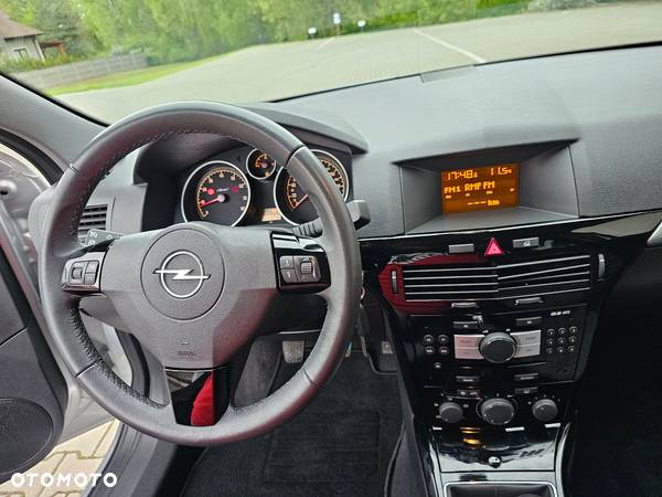 Opel Astra GTC 1.4 Innovation 110 Jahre - 14