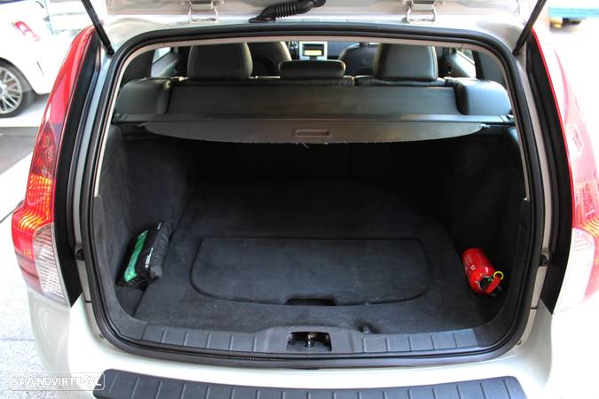 Volvo V50 1.6 D Drive Momentum Start/Stop - 40