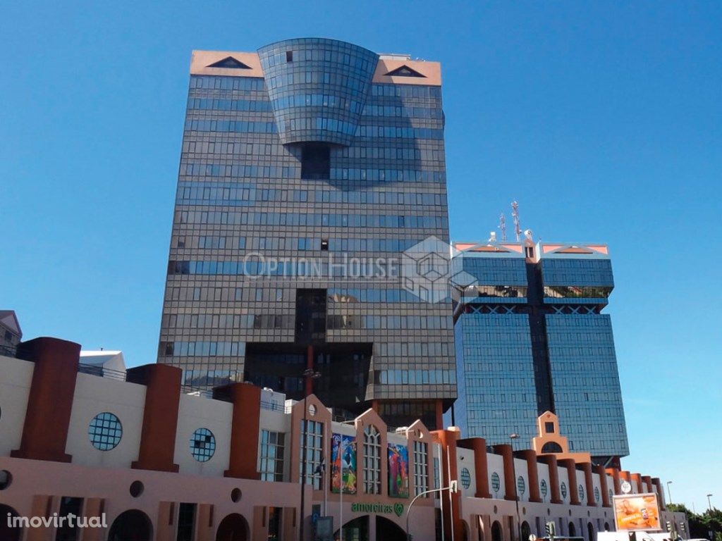 Apartamento T3 Amoreiras TORRE | - Renovado c/ estacionam...