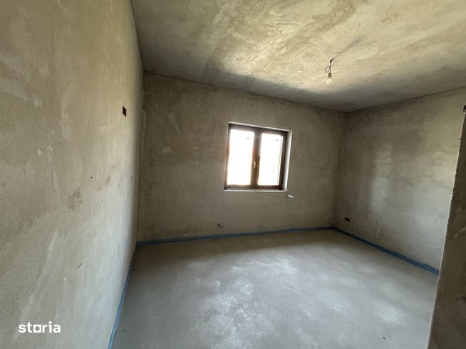 Vand vila noua Livada,st.840 mp,sc.130 mp,situat pe 2 strazi-10