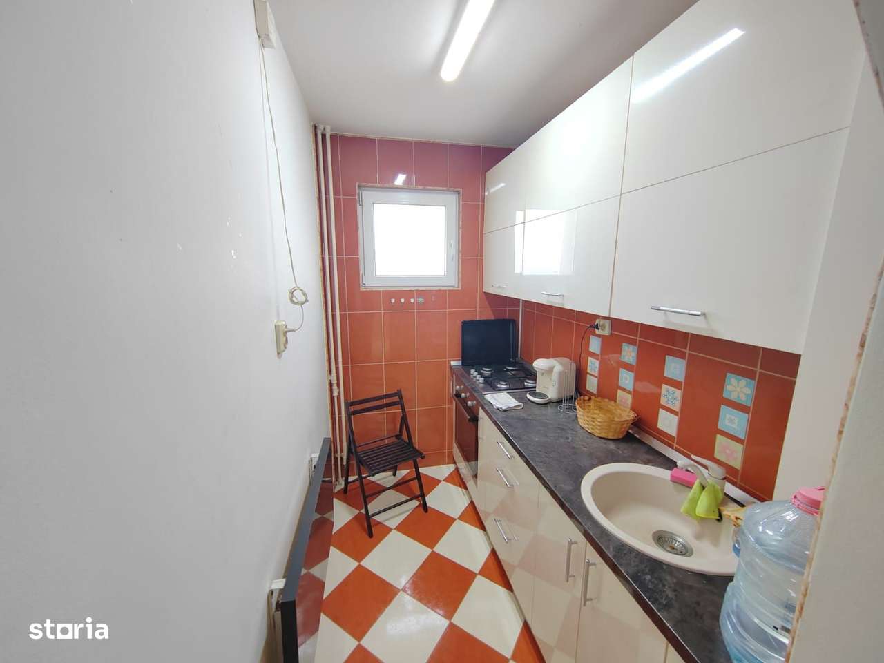 Titan Metrou 1 Decembrie-6