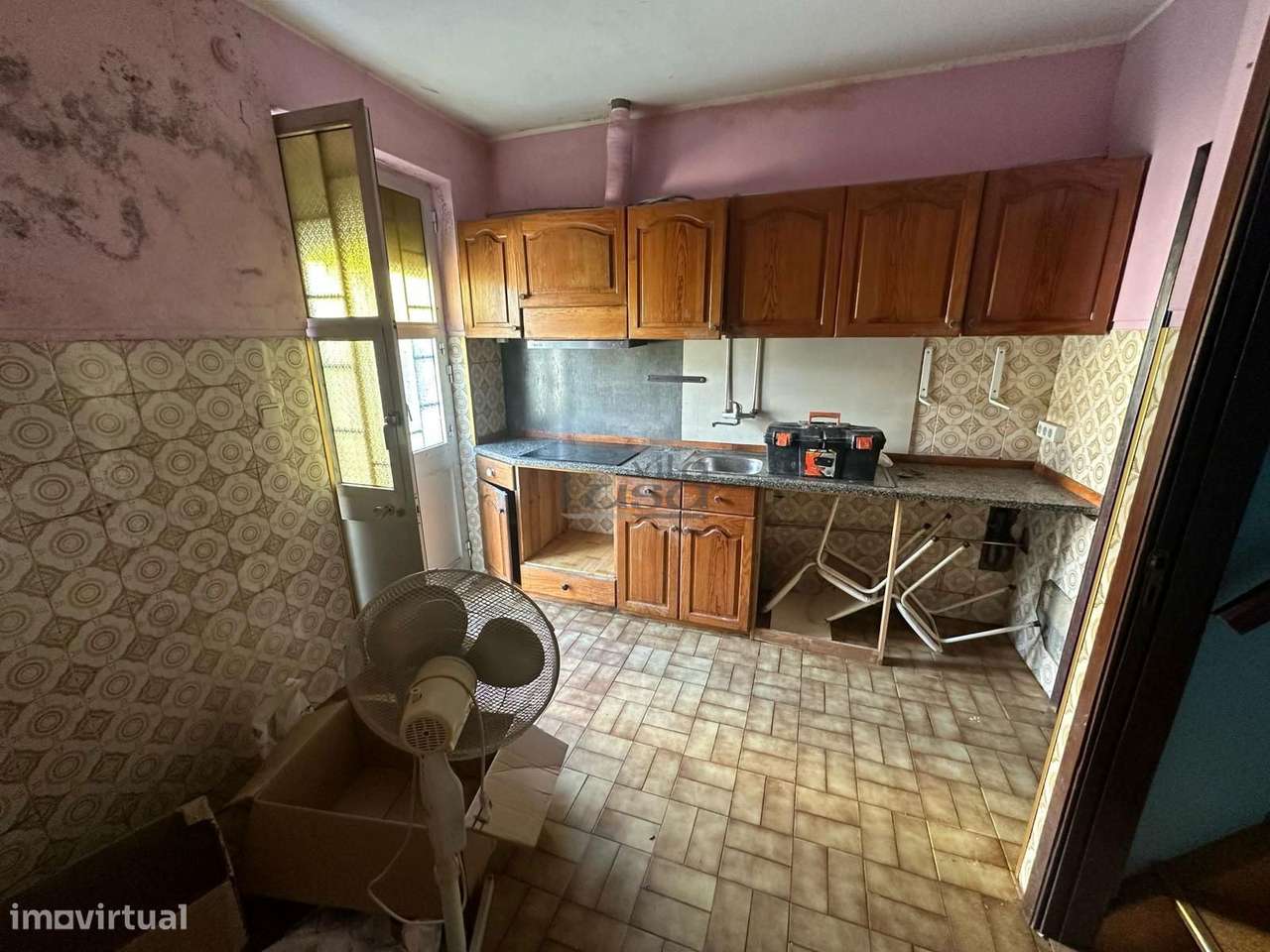 Casa T2+2 em Oliveira do Douro V.N de Gaia. - Grande imagem: 3/28