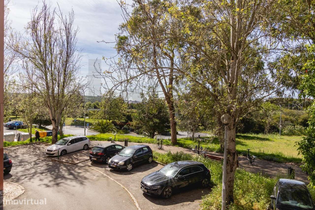 EXCELENTE APARTAMENTO T1 EM MONTE ABRAÃO-20