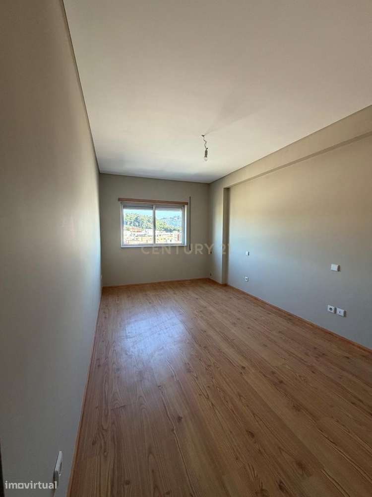 Apartamento Renovado em Braga (São Vítor) com Vista Panorâmica-16