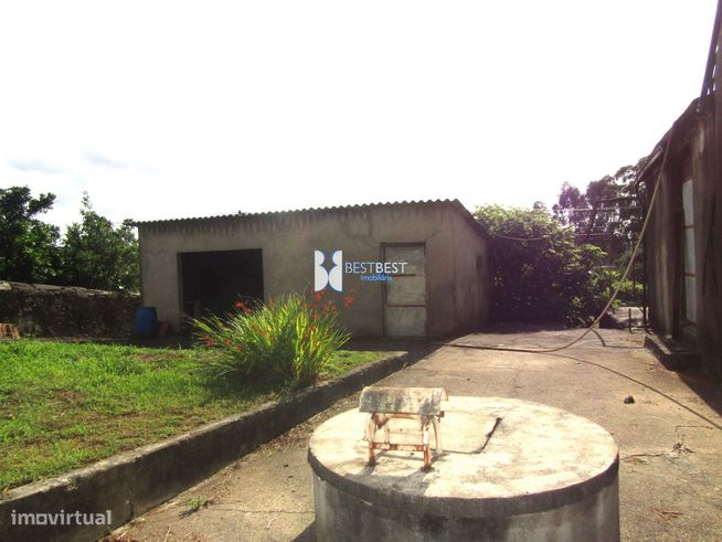 DUAS MORADIAS PARA RESTAURO,MAIS  TERRENO ( 3 ART.MATRICIAIS ),JUNTO C-5