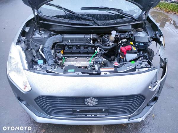 Suzuki Swift 1.2 Dualjet Allgrip Comfort - 10