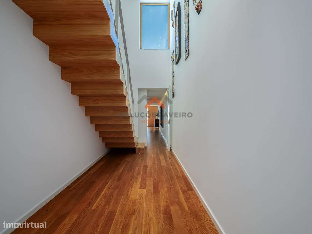 Moradia T4+1 em Aveiro!-17