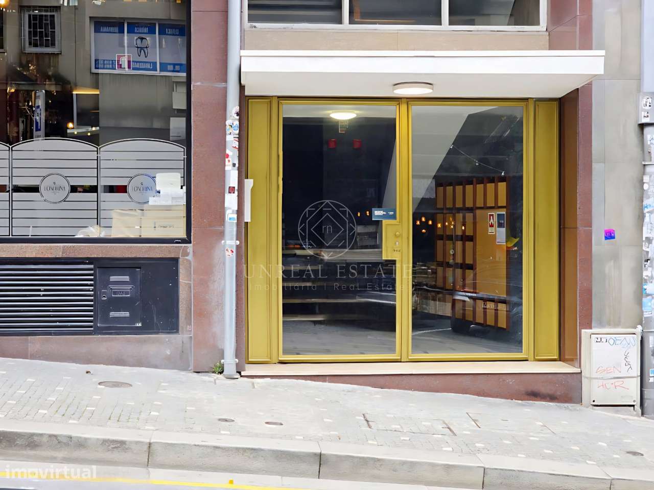 Apartamento T0 , novo, inserido em um edifício totalmente remodelado n-8