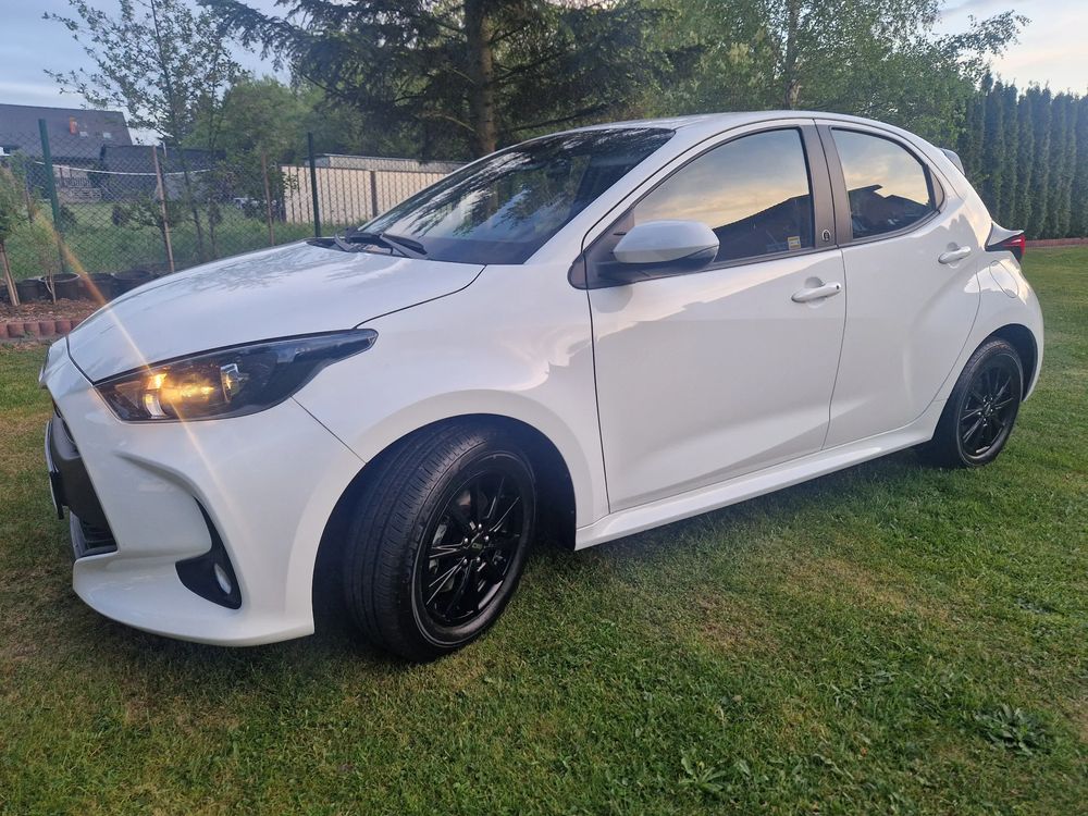 Toyota Yaris IV Hybrid 1.5 Comfort 2023