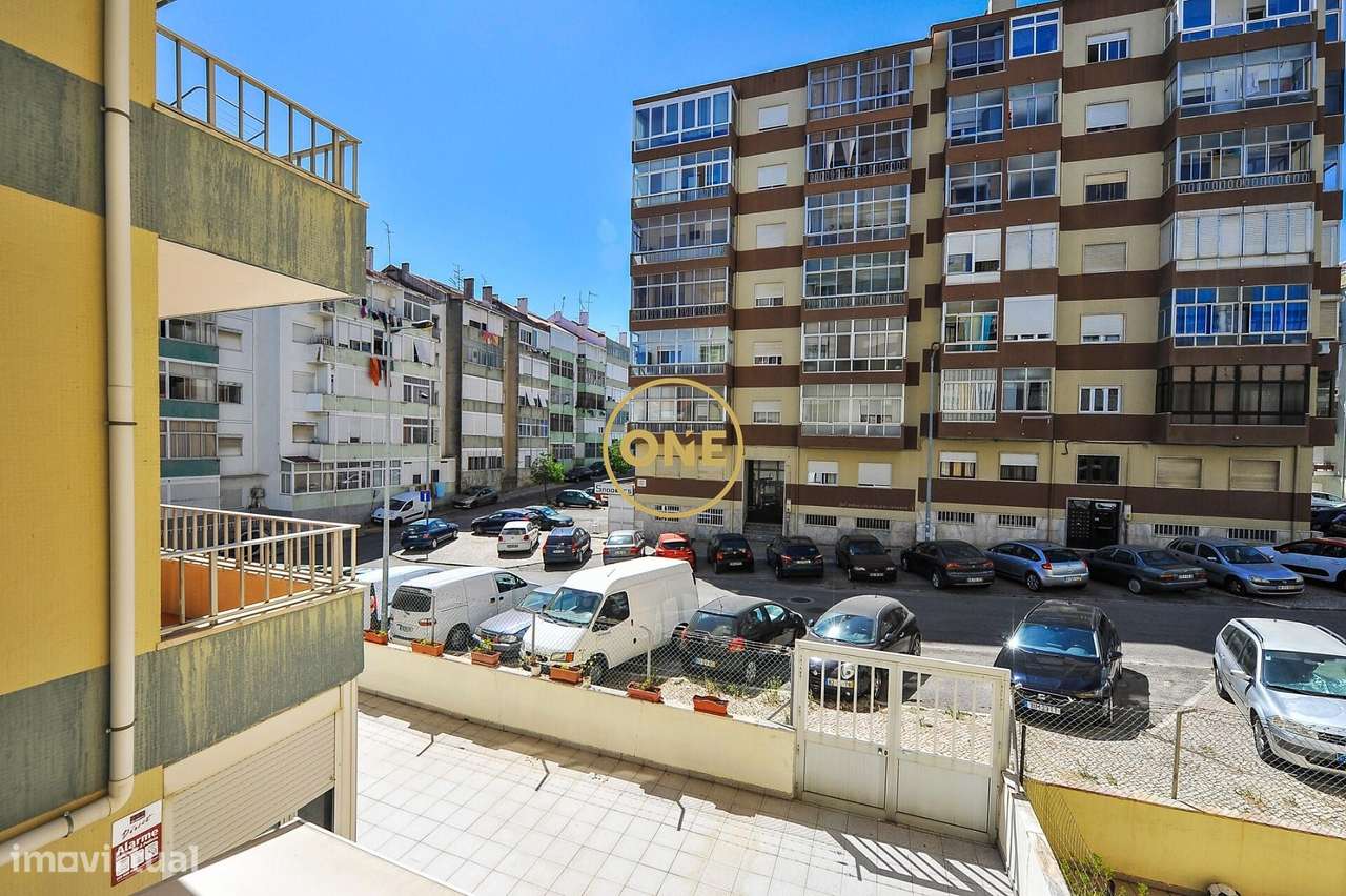 Apartamento T3 à venda na Cova da Piedade, Almada-11