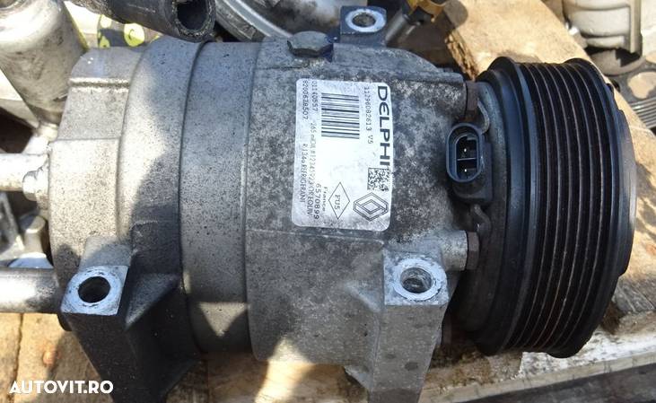 Compresor clima Renault Laguna 2 1.9 DCI 130 CP din 2006 - 1