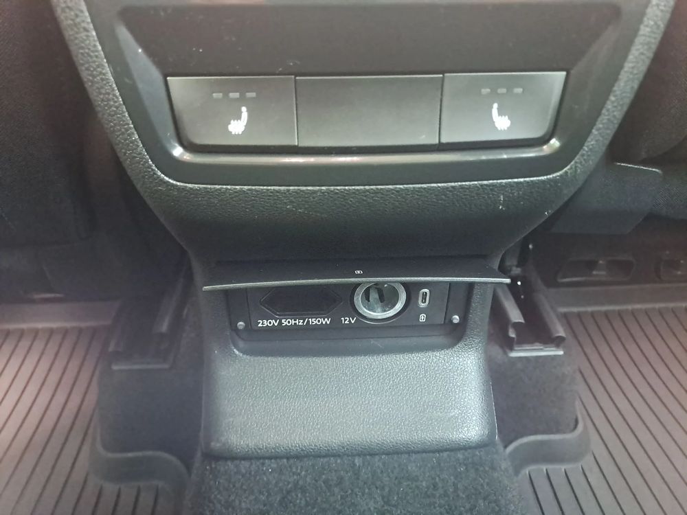 SKODA KAROQ Style 1.5STI150KM Virtual VarioFlex Kamera Grzana Szyba/Kierownica HAK