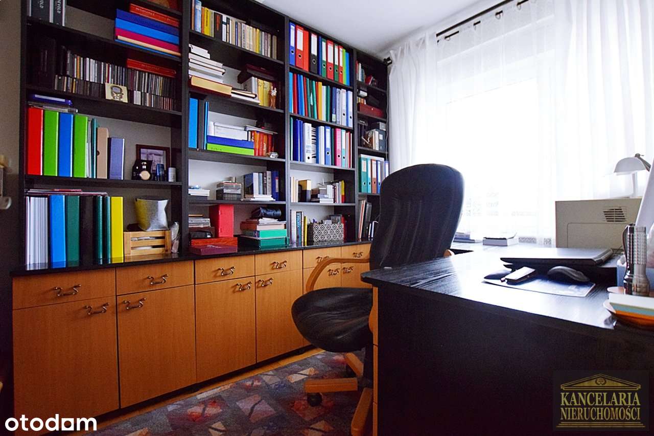 Wyjątkowy apartament w centrum! Taras! 3 łazienki! Garaż! Komórka!-5