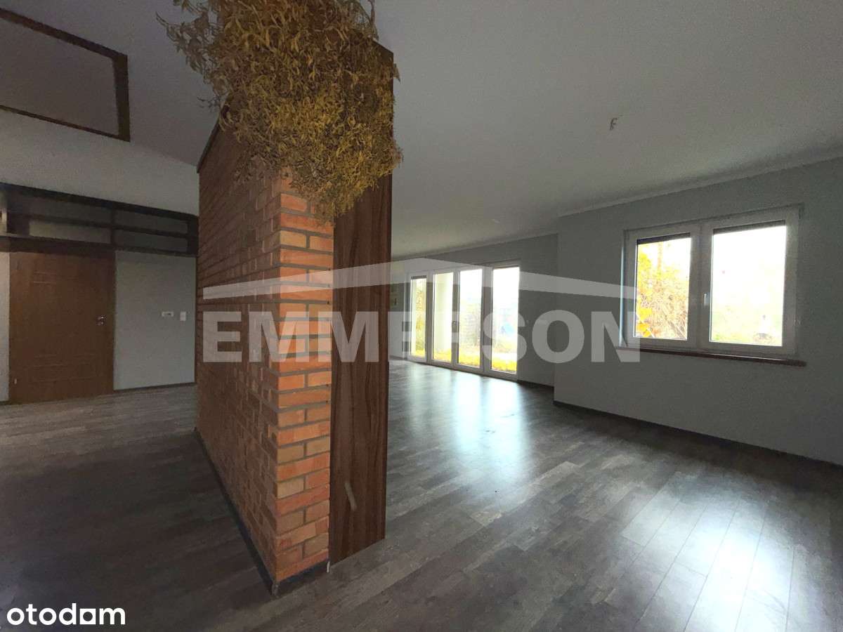 Na sprzedaż dom parterowy na wsi.-13