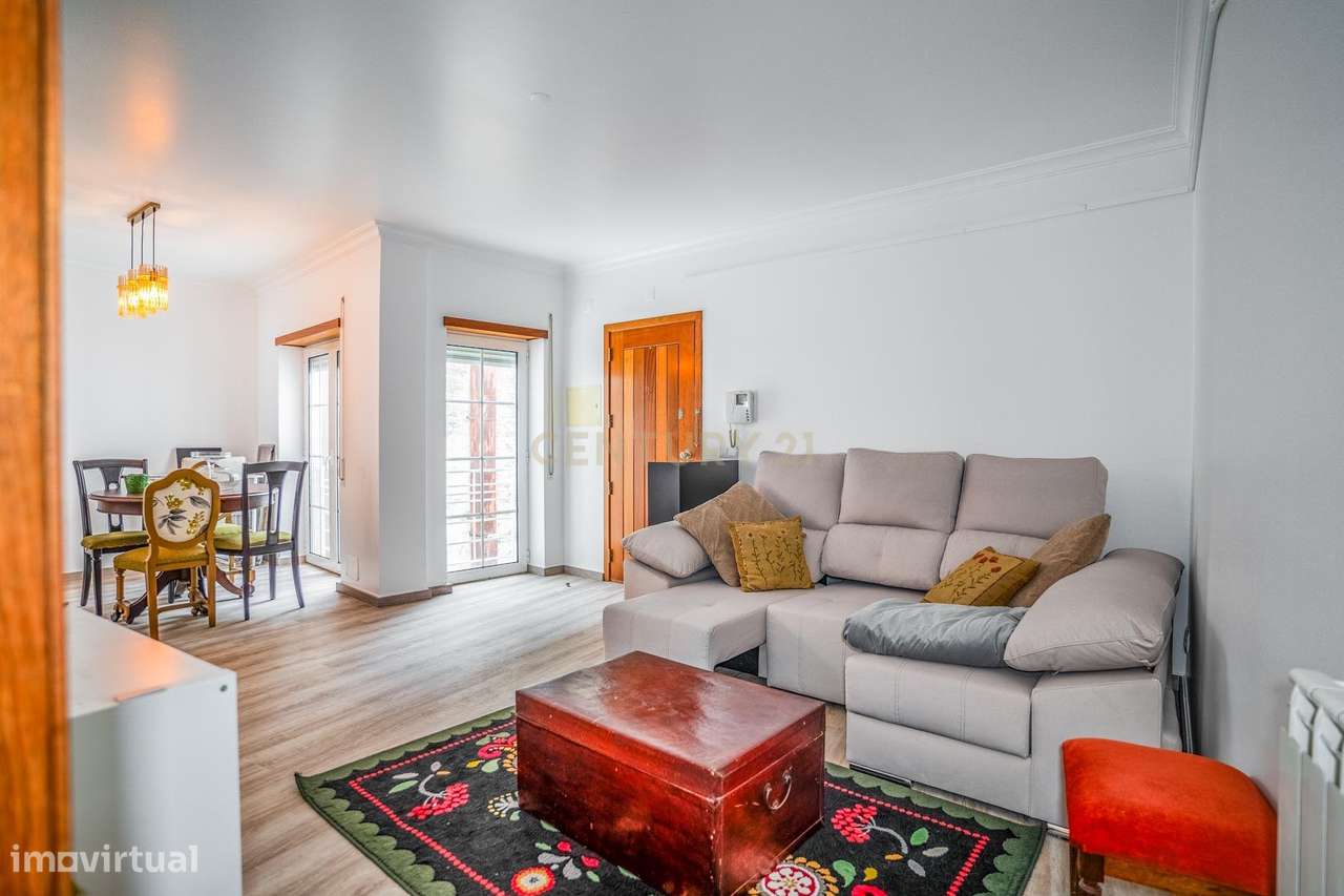 Apartamento T2 | Centro de Caldas da Rainha-8