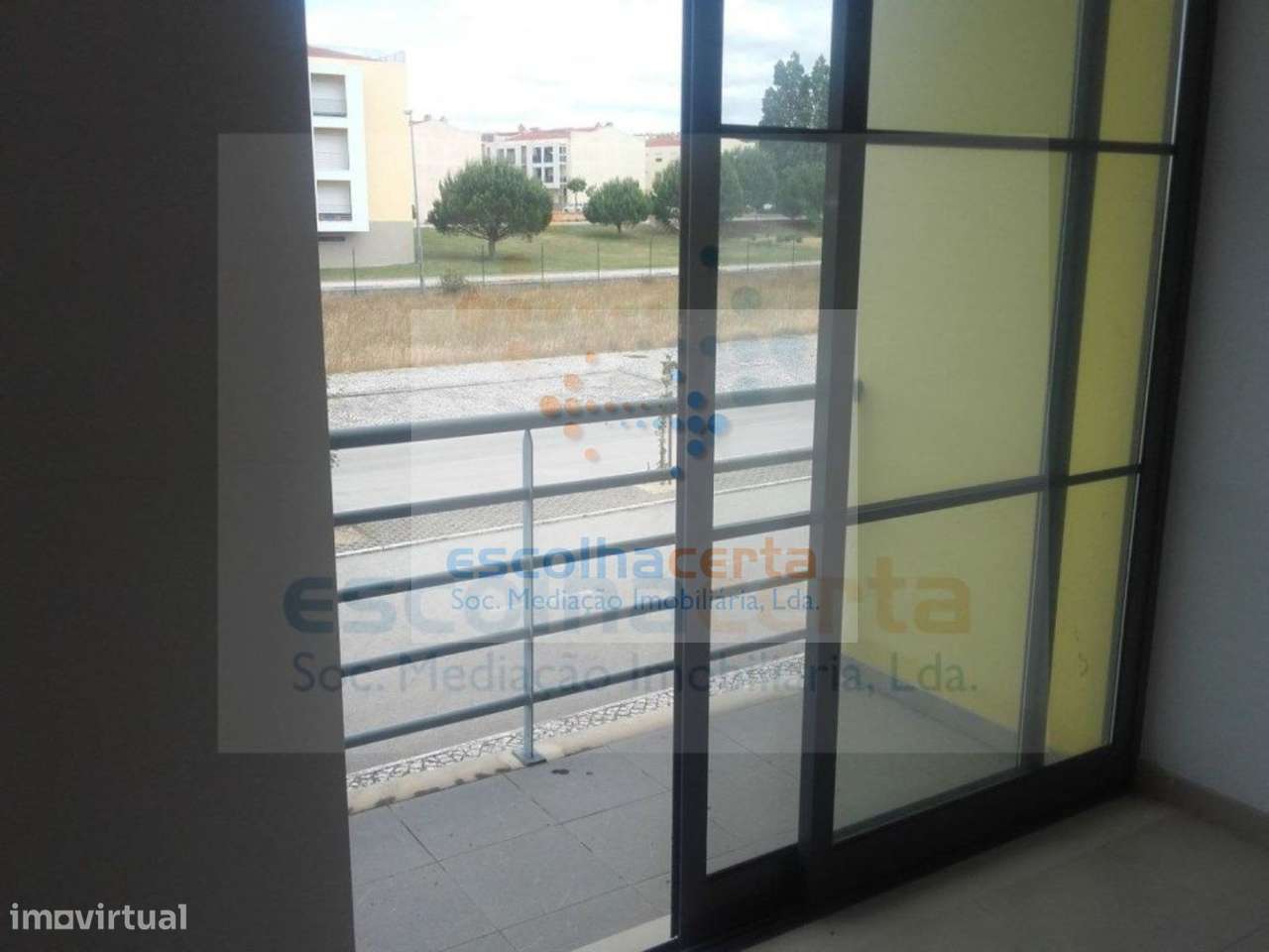 Apartamento em Quinta do Anjo-4