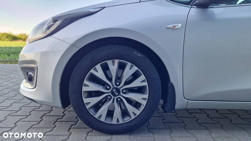 Kia Ceed Cee'd 1.6 CRDi M - 18