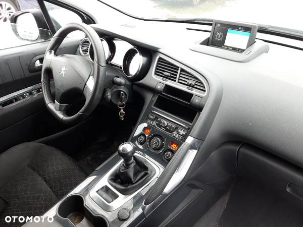 Peugeot 3008 1.6 BlueHDi Style S&S - 8