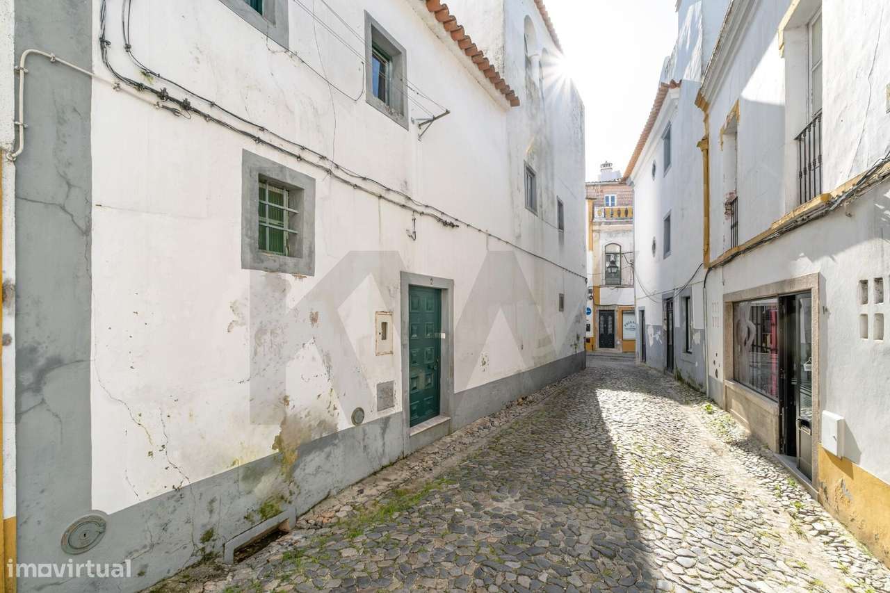️ Prédio à Venda no Centro Histórico de Évora-13