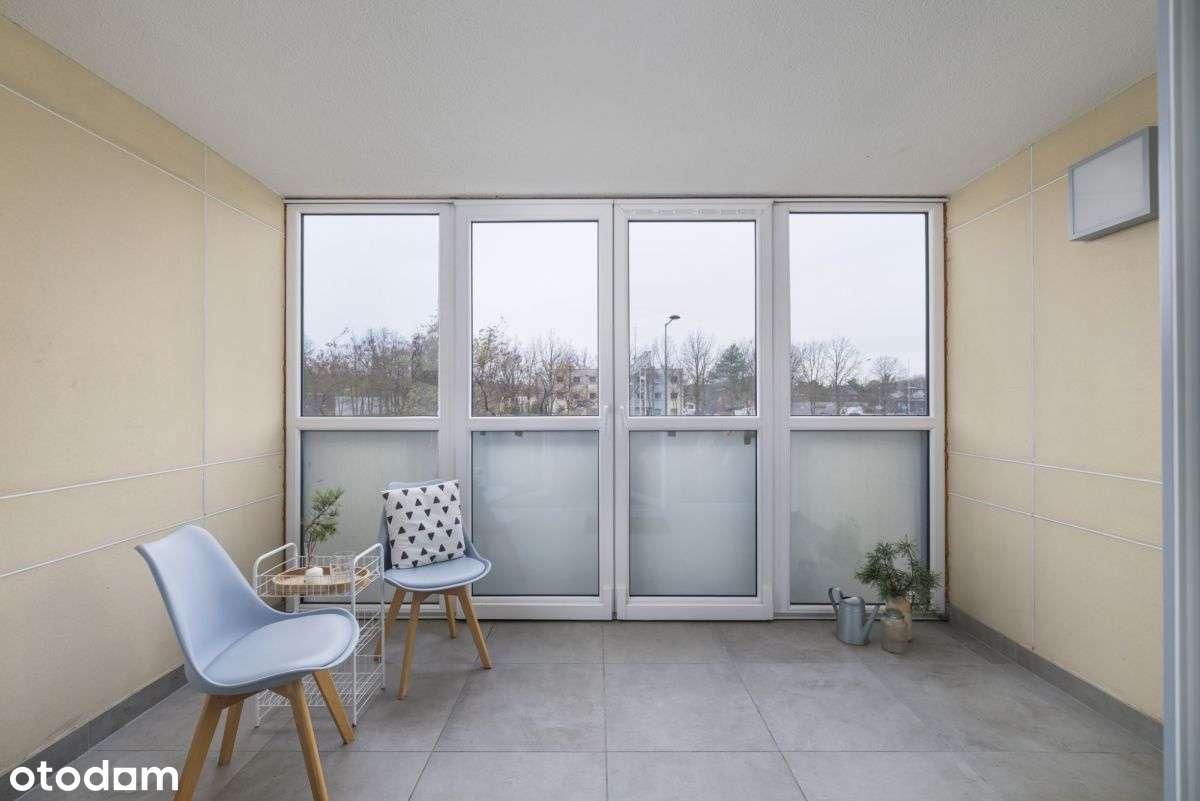 Wyposażone | oszklona loggia | przy Skm | garaż |-3