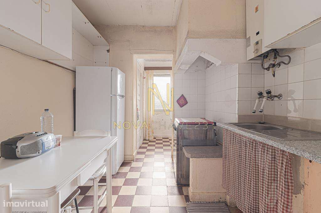 Prédio no Cacém | 509 m² de Terreno | Rendimento Imediato-37
