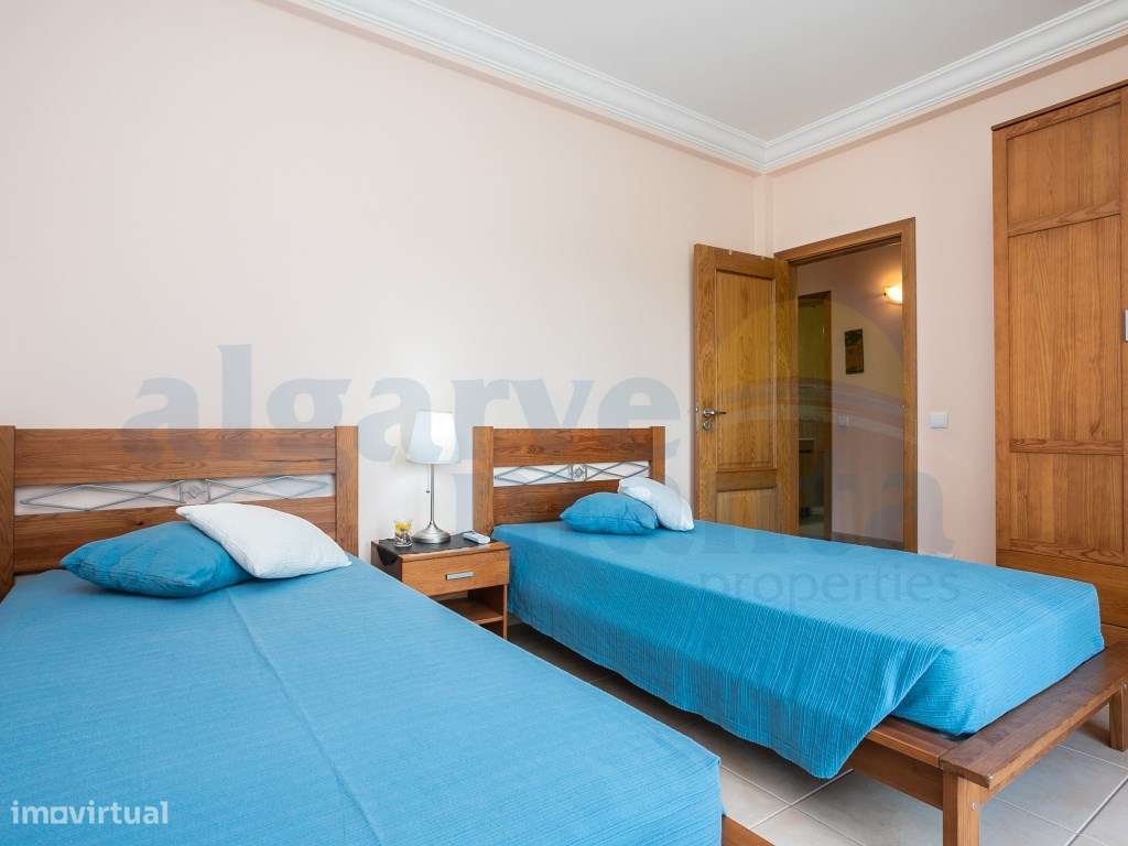 Andar de Moradia T2+1 perto da Praia da Lota, Algarve-26