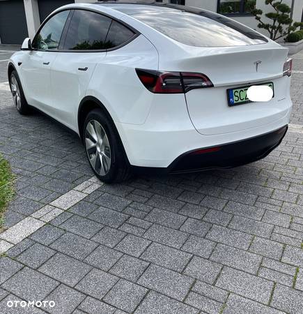 Tesla Y Long Range AWD - 6