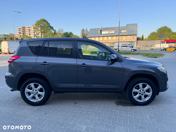 Toyota RAV4 2.2 D-4D 4x4 - 6