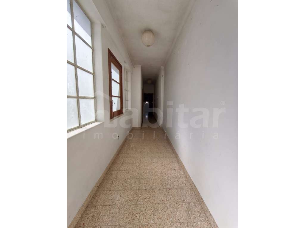 Apartamento T2 Centro de Benavente-11